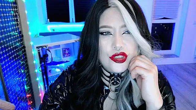 wickedxqueen online show from 22, 3, 2026