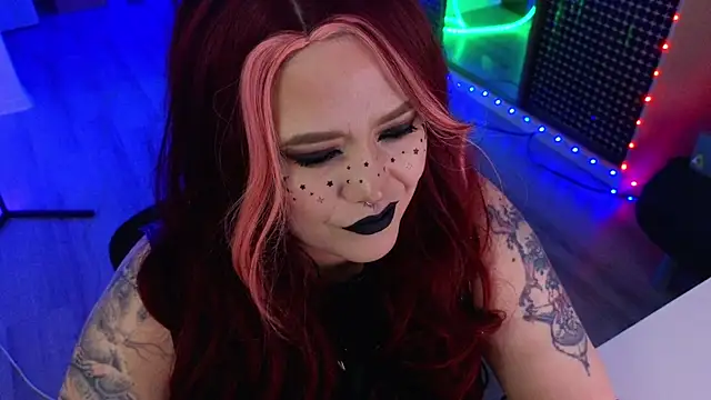 wickedxqueen online show from 12, 6, 2026