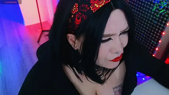 wickedxqueen online show from 27, 6, 2026