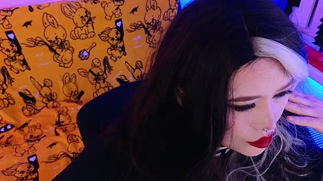 wickedxqueen online show from 9, 6, 2026