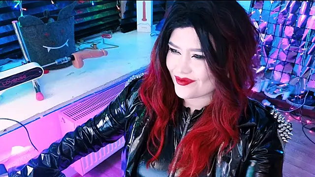 wickedxqueen online show from 18, 2, 2025