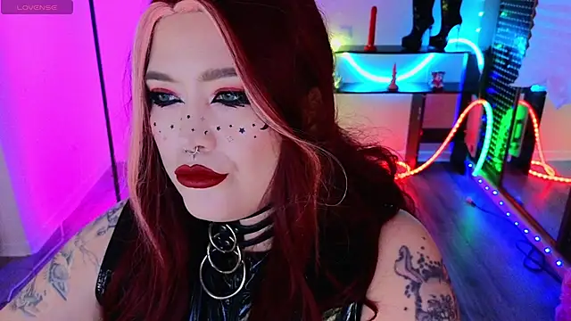wickedxqueen online show from 14, 6, 2026