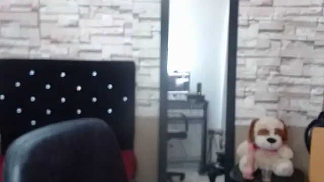 Snapshot of MarianaNight02 chatting on 31, 10, 2025 MarianaNight02 online show from 31, 10, 2025