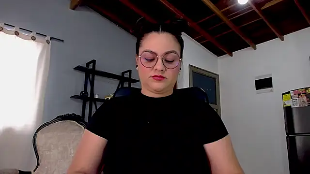 maela1 online show from 14, 9, 2025