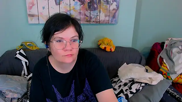 EverlyRays online show from 11, 4, 2026