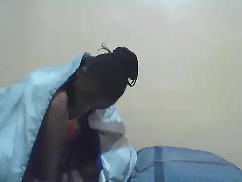 Smillie prety online show from 25, 2, 2026