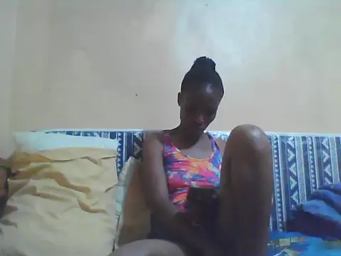 Smillie prety online show from 23, 4, 2026