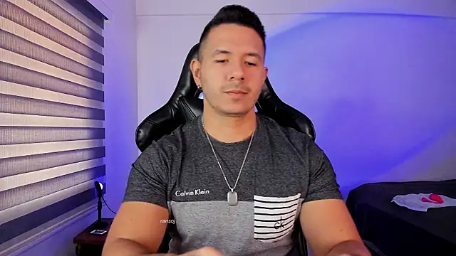 Snapshot of ransoj chatting on 3, 11, 2025 ransoj online show from 3, 11, 2025