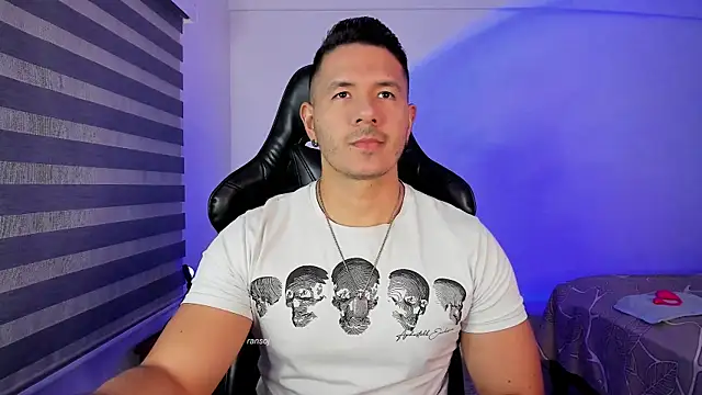 Snapshot of ransoj chatting on 11, 11, 2025 ransoj online show from 11, 11, 2025