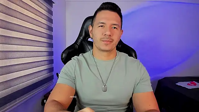 Snapshot of ransoj chatting on 8, 11, 2025 ransoj online show from 8, 11, 2025