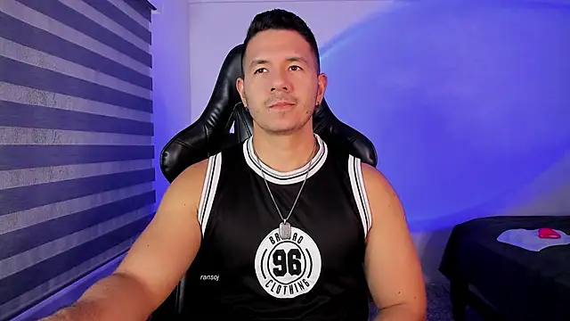 Snapshot of ransoj chatting on 15, 11, 2025 ransoj online show from 15, 11, 2025