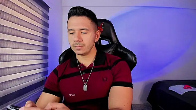 Snapshot of ransoj chatting on 4, 11, 2025 ransoj online show from 4, 11, 2025