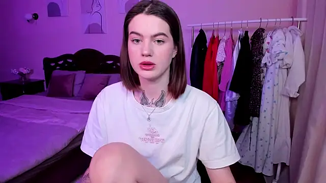 NikkieKatty online show from 22, 1, 2025