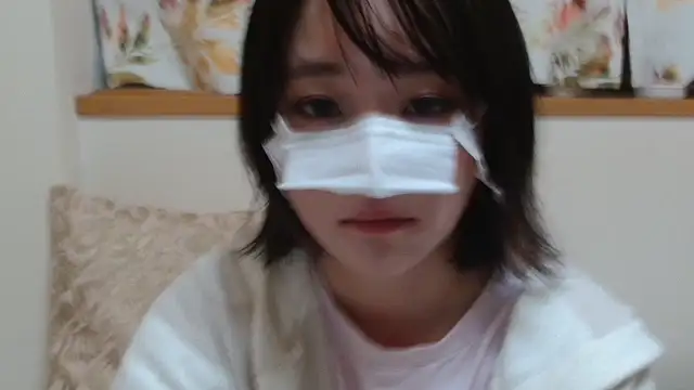 Snapshot of liliyRiSAcha-n chatting on 3, 12, 2025 liliyRiSAcha-n online show from 3, 12, 2025