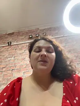 Taisia W online show from 8, 6, 2026