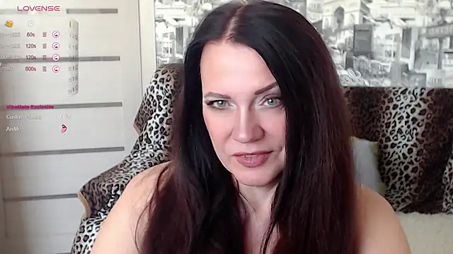 Snapshot of your_space chatting on 10, 7, 2026 your space online show from 10, 7, 2026