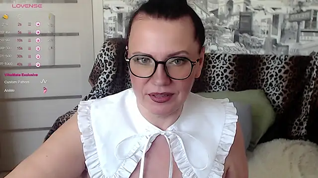 Snapshot of your_space chatting on 8, 7, 2026 your space online show from 8, 7, 2026