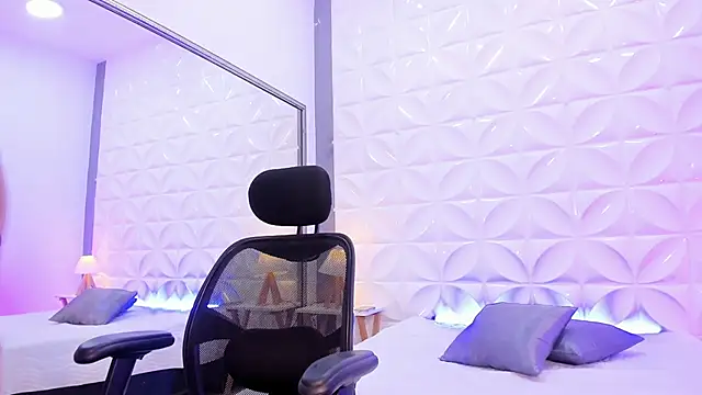 Snapshot of Fenty_XX chatting on 1, 2, 2026 Fenty XX online show from 1, 2, 2026