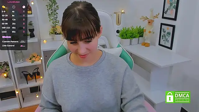  Eliizabeth  online show from 22, 3, 2025