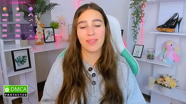  Eliizabeth  online show from 23, 10, 2025