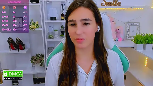  Eliizabeth  online show from 10, 9, 2025