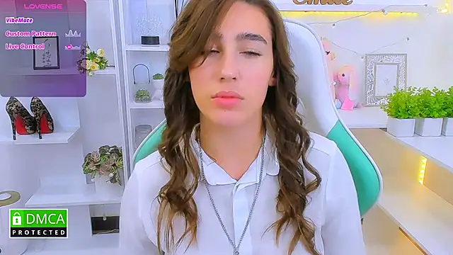  Eliizabeth  online show from 14, 9, 2025