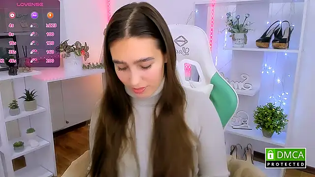  Eliizabeth  online show from 5, 1, 2026