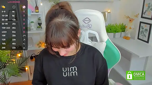  Eliizabeth  online show from 16, 3, 2025