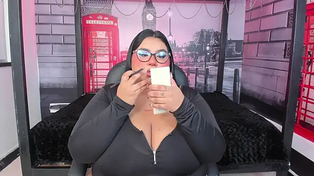 tifanny bigboobs11 online show from 2, 4, 2026