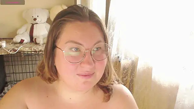 AmylleStar online show from 28, 9, 2025