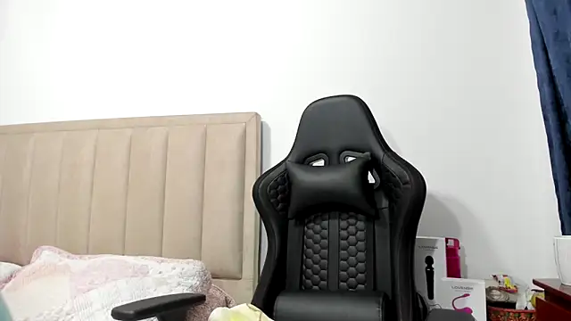 Chloemiller89 online show from 17, 10, 2025