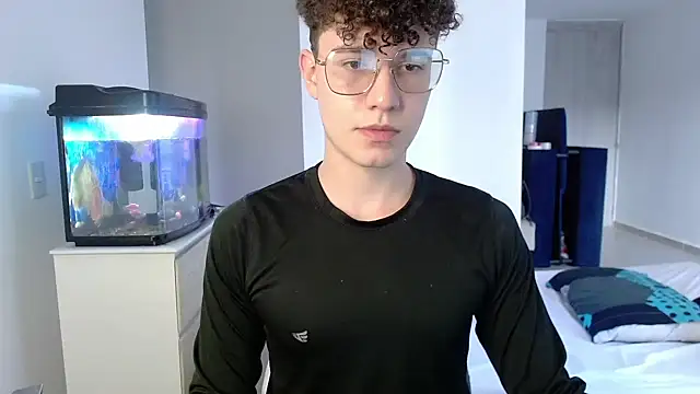 adrian morelly online show from 25, 10, 2025