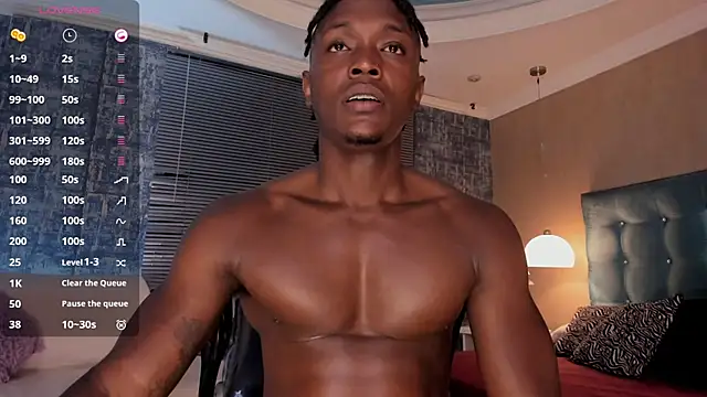 DannSmmith online show from 5, 10, 2025