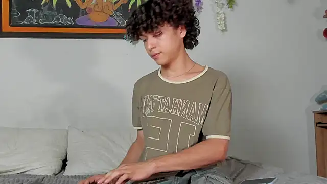 Cherry boy 18 online show from 9, 3, 2025