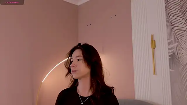 Marie Diaze online show from 15, 5, 2026