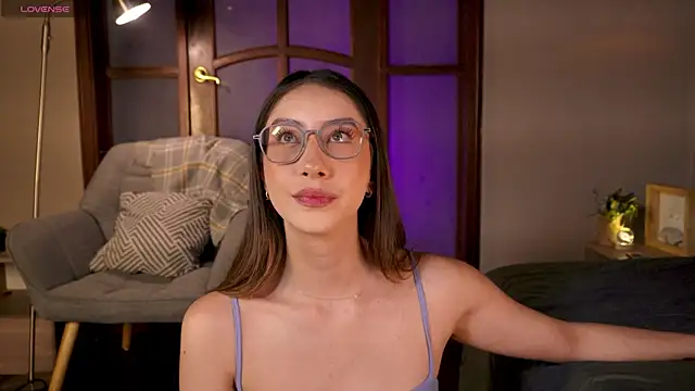 lua ferch   online show from 23, 9, 2025