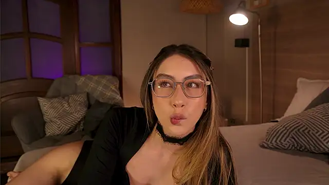 lua ferch   online show from 6, 1, 2026