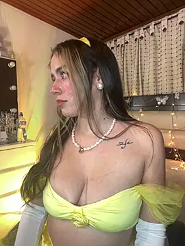 Natalia Suarez online show from 9, 3, 2025