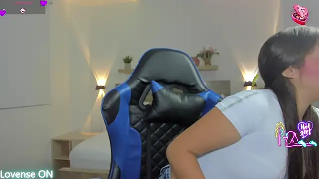 Snapshot of nataly_rodri chatting on 13, 2, 2026 nataly rodri online show from 13, 2, 2026