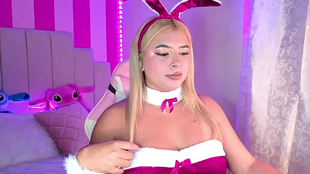 AliiceBrown  online show from 4, 12, 2025