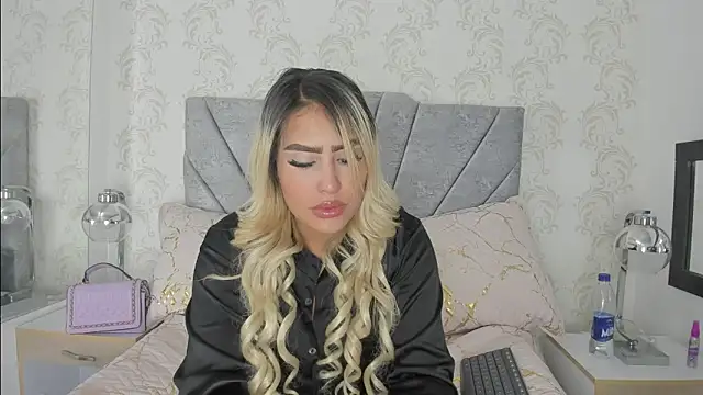 sharlotte w online show from 17, 2, 2025