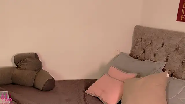 Samara Kim online show from 10, 4, 2026