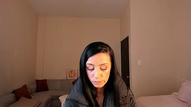 Snapshot of Kristen_Garner chatting on 16, 6, 2026 Kristen Garner online show from 16, 6, 2026
