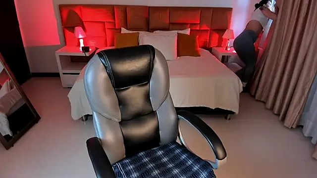 Kristen Garner online show from 3, 10, 2025