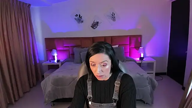 Kristen Garner online show from 16, 9, 2025