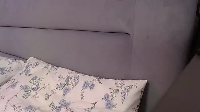 Viktoriiya bald online show from 4, 3, 2025