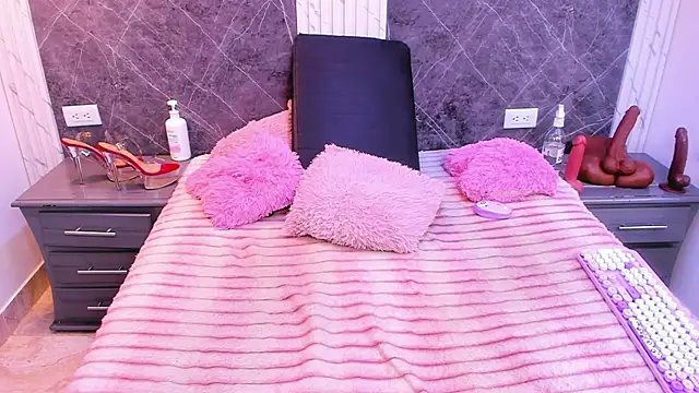 Snapshot of AndreaFletcher chatting on 4, 2, 2026 AndreaFletcher online show from 4, 2, 2026