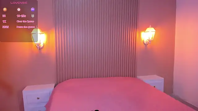 EmilyEvans7 online show from 7, 3, 2025