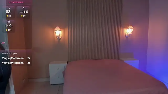 EmilyEvans7 online show from 18, 10, 2025