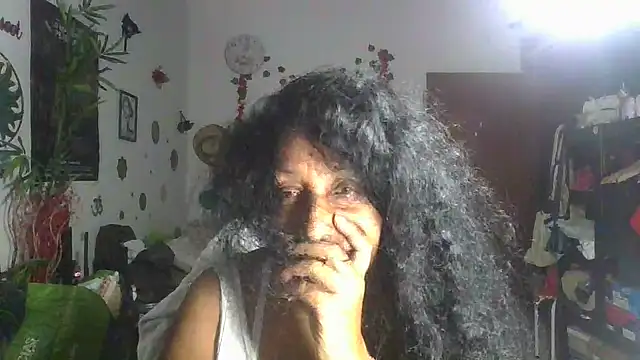 YourWhoreXX online show from 5, 10, 2025